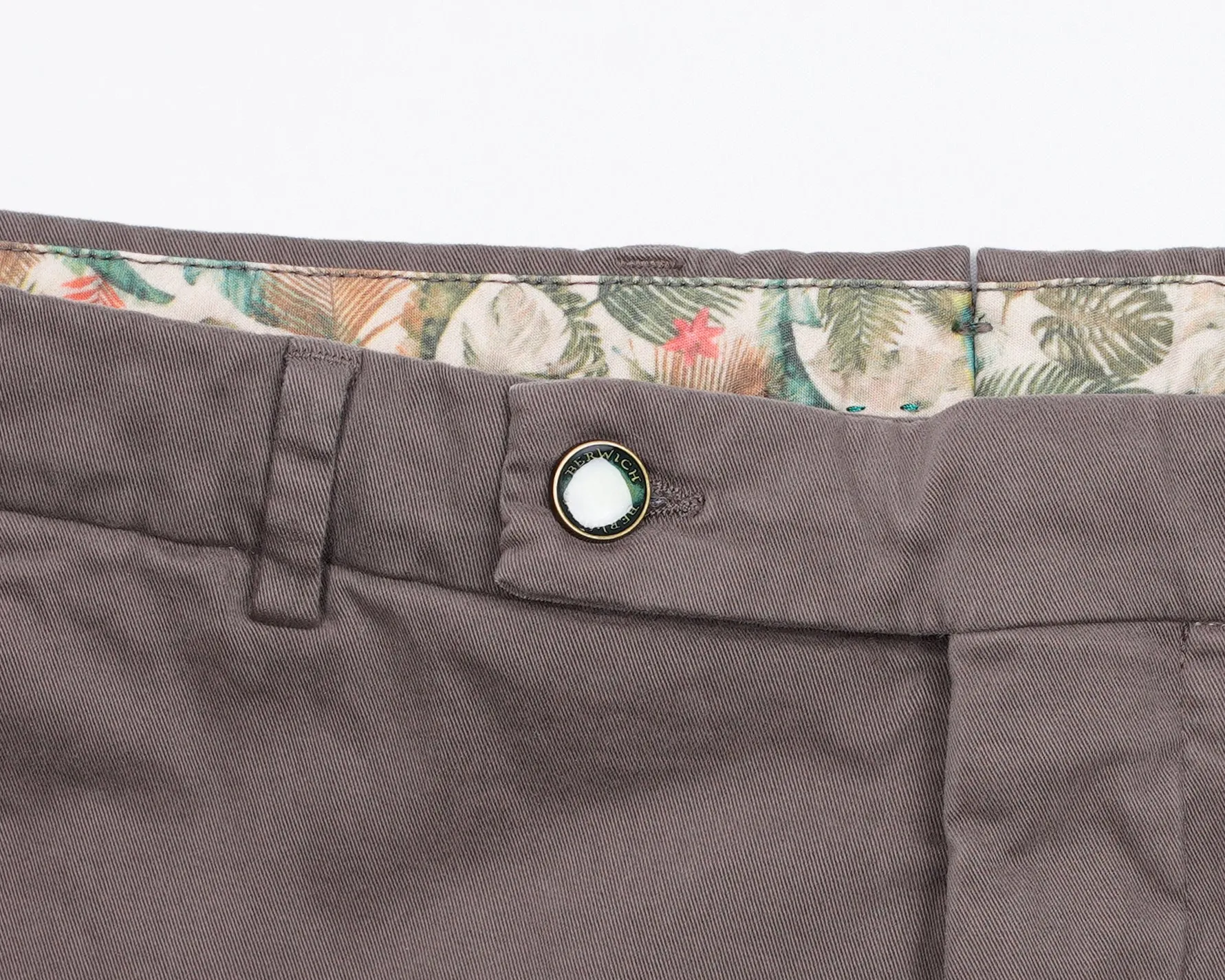 Berwich Morello Garment Dyed Chinos- Mandorla