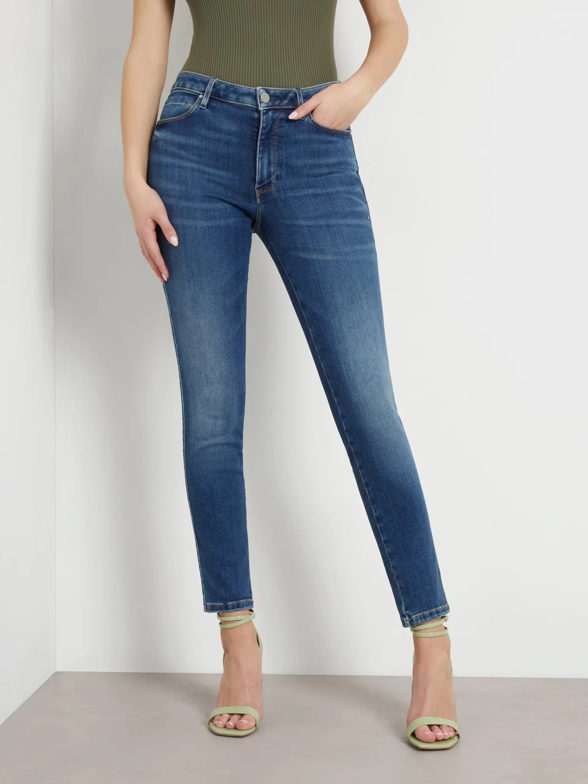 Guess Curve Power Jean - Mid Wash