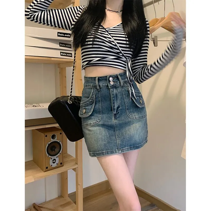 High-Waisted Retro A-Line Bodycon Denim Skirt