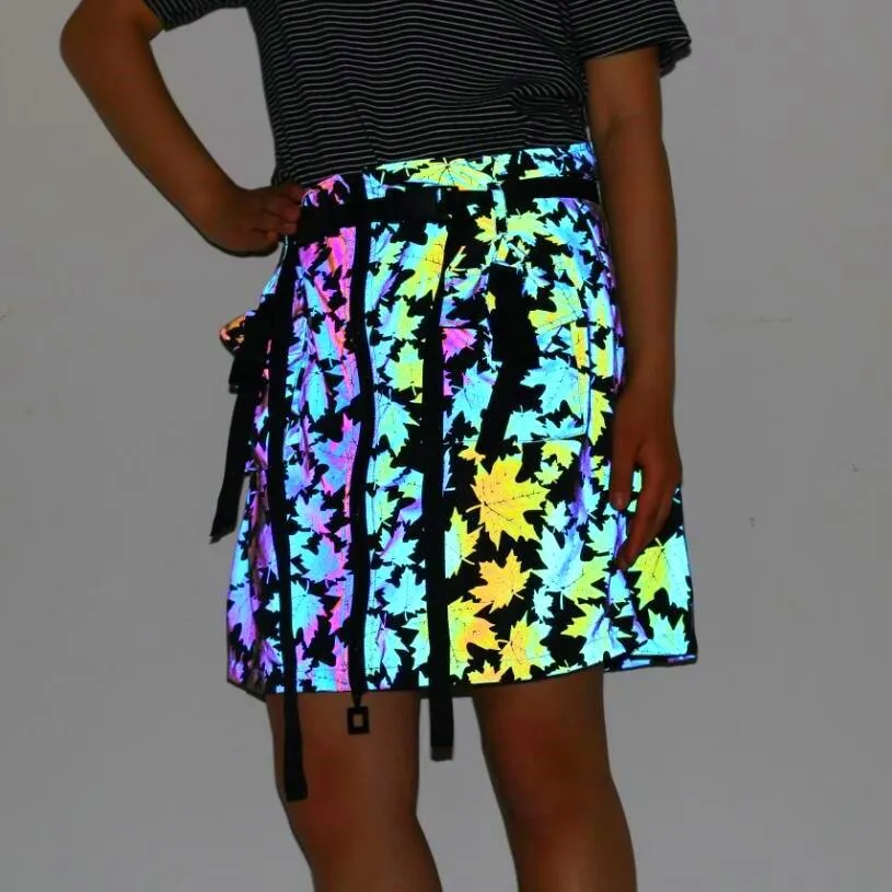 Strapped Reflective Leaf A-line Waist Tight Skirt